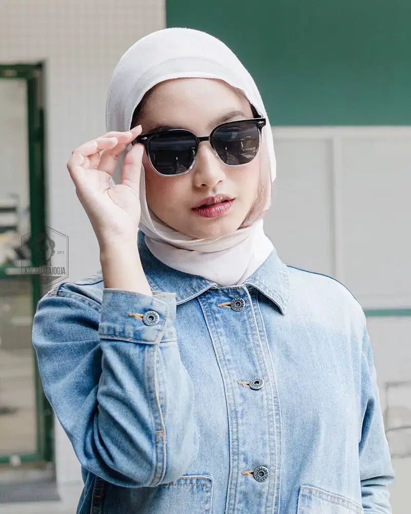 Kacamata Jogja - Kacamata Sunglasses Kotak Lebar Anti UV - BENA 03