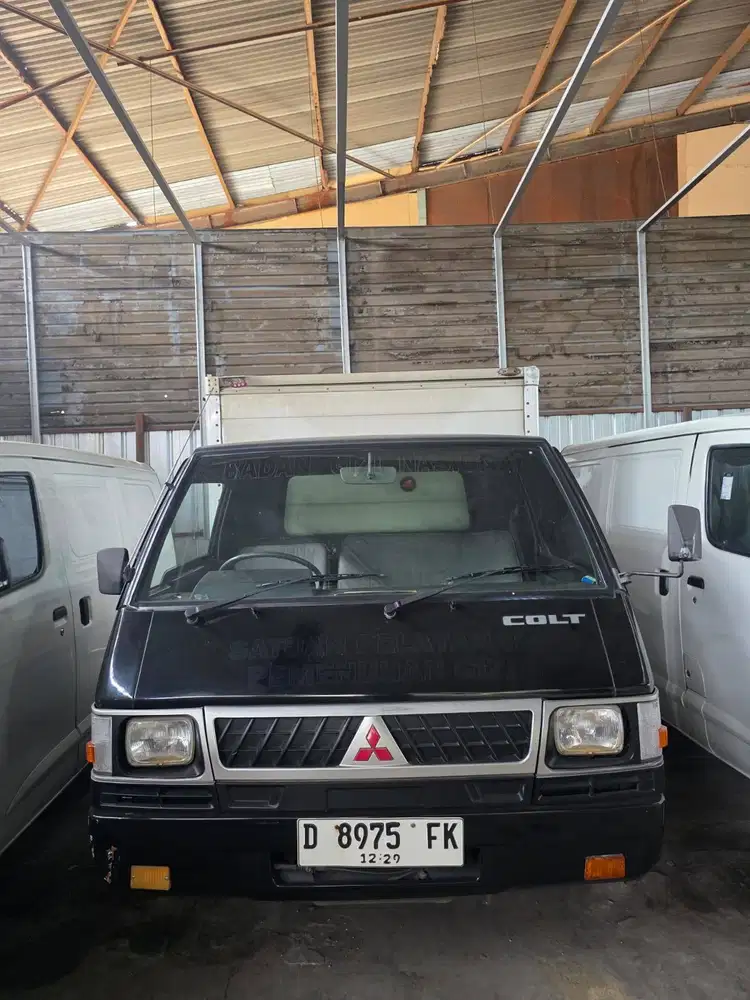 Mitsubishi L300 2.5 Box 2019 Hitam ASTINA MOBIL No L300 Bak Pick Up