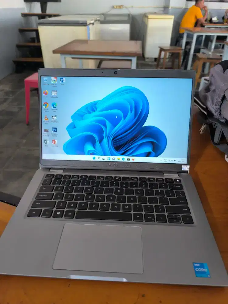 Dijual Dell Latitude 5320 (Seri Bisnis Laptop)