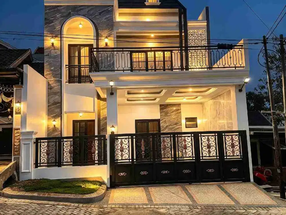 rumah ada kolam renang
