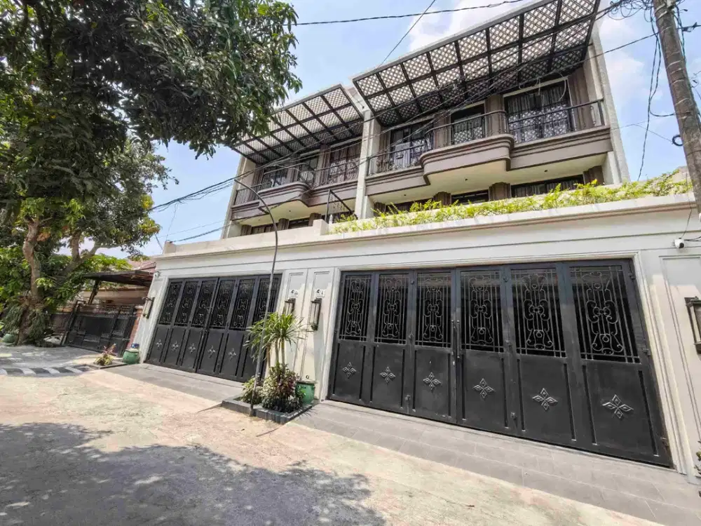 Dijual rumah kost jalan bunga bunga suhat