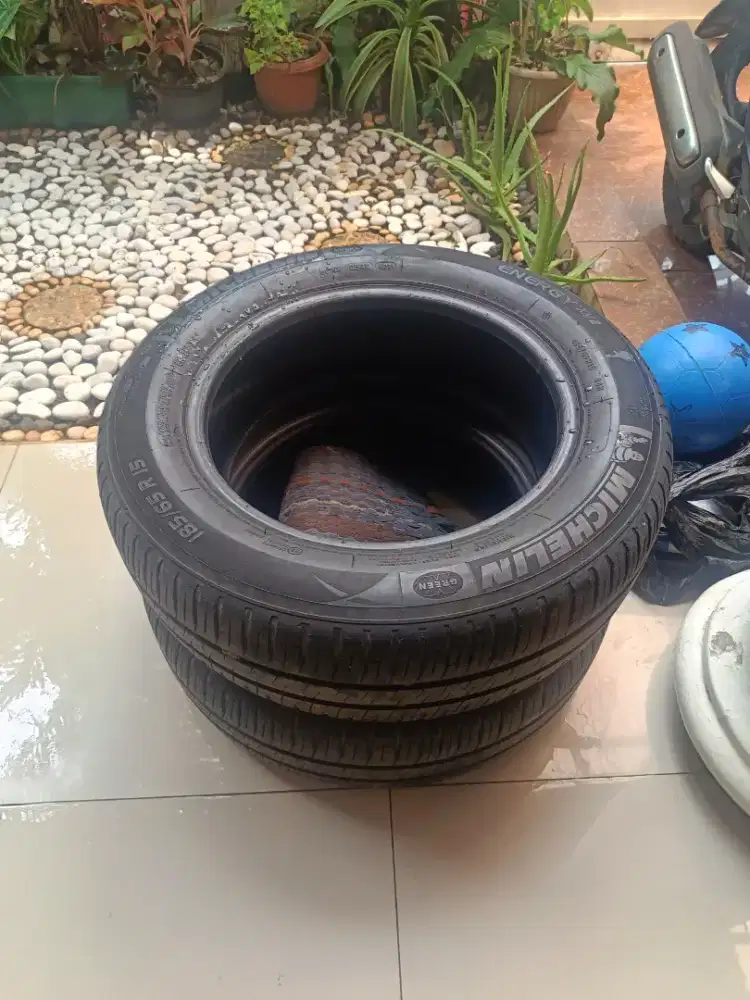 Ban michellin 185/65 R15