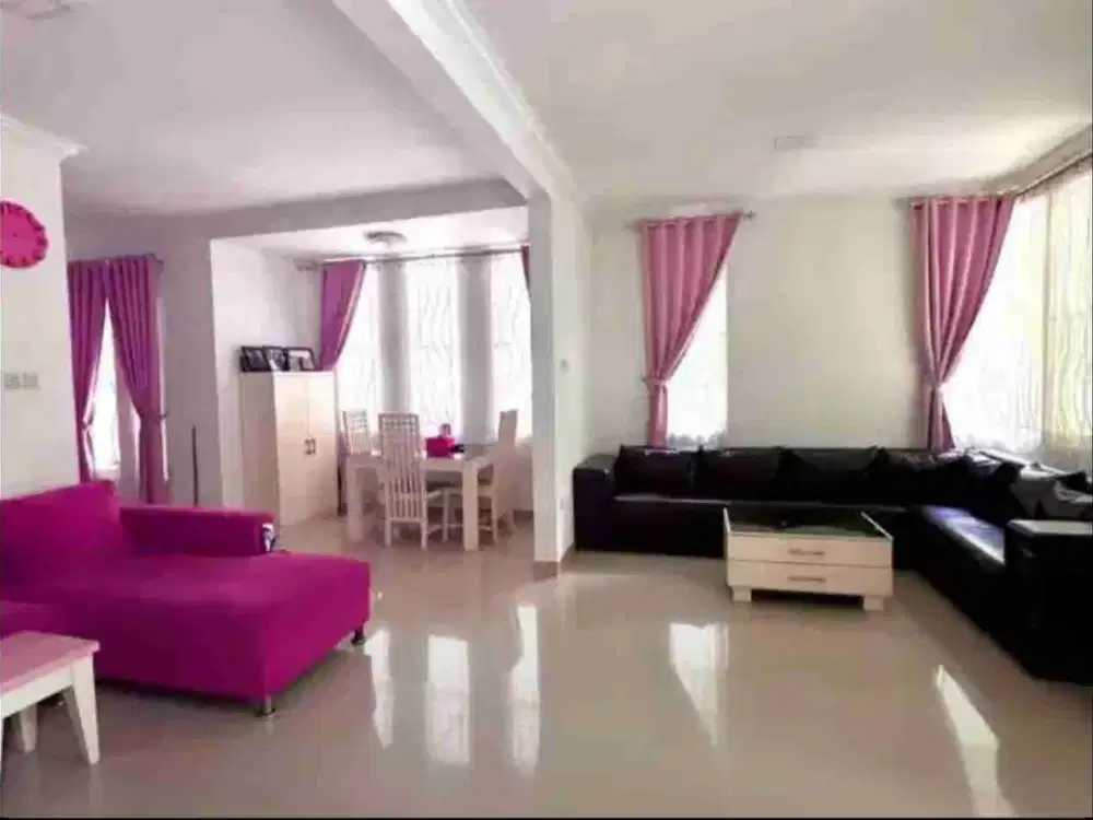 RUMAH HOEK UK 166M² DI GADING SERPONG