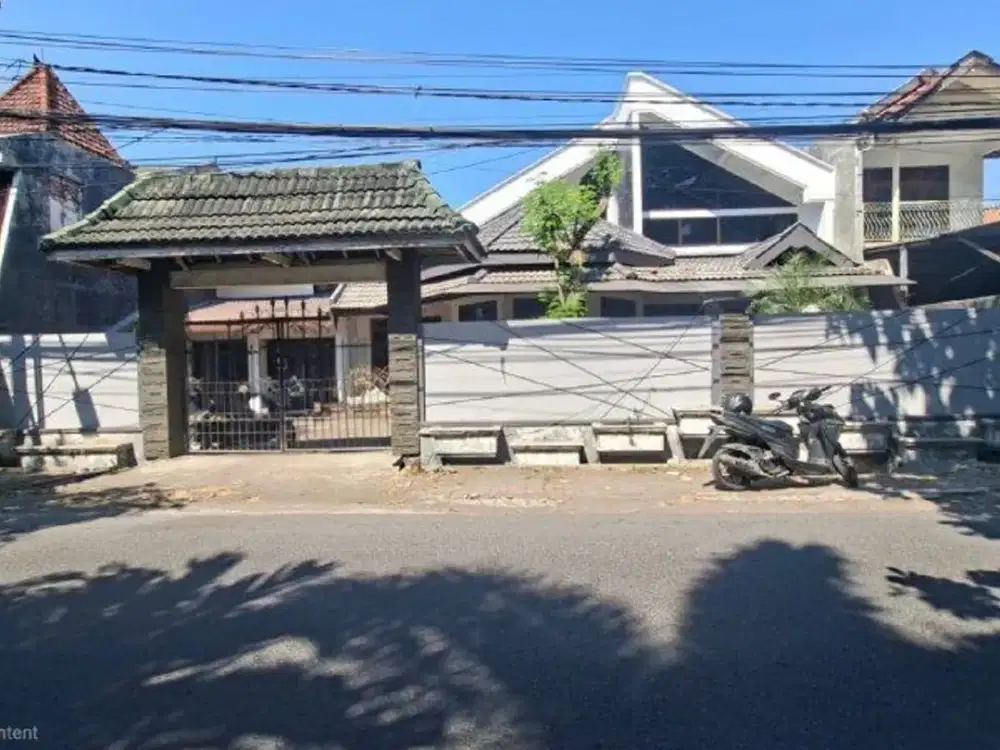 Rumah Bagus Area Komersial SHM di Rungkut Harapan Row Double Way
