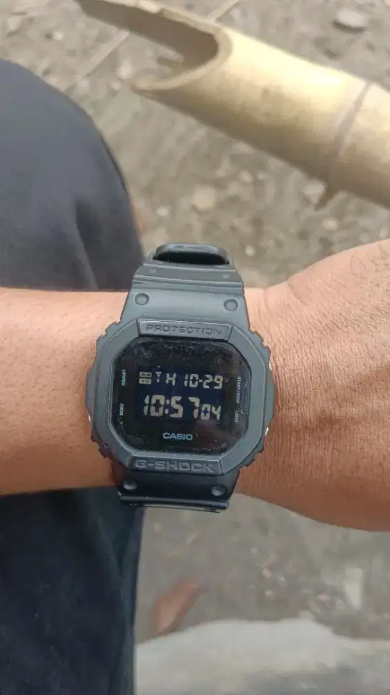 Jam G-Shock DW5600 BB