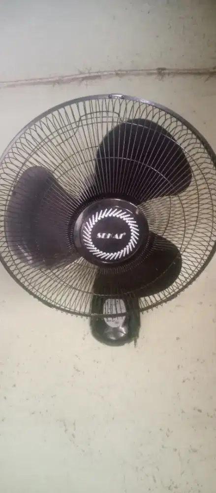 Kipas dingding SEKAI
