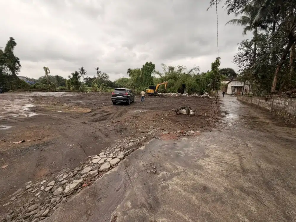 Dekat Lapangan Warak, Tanah Murah Sleman : Jl.Purbaya
