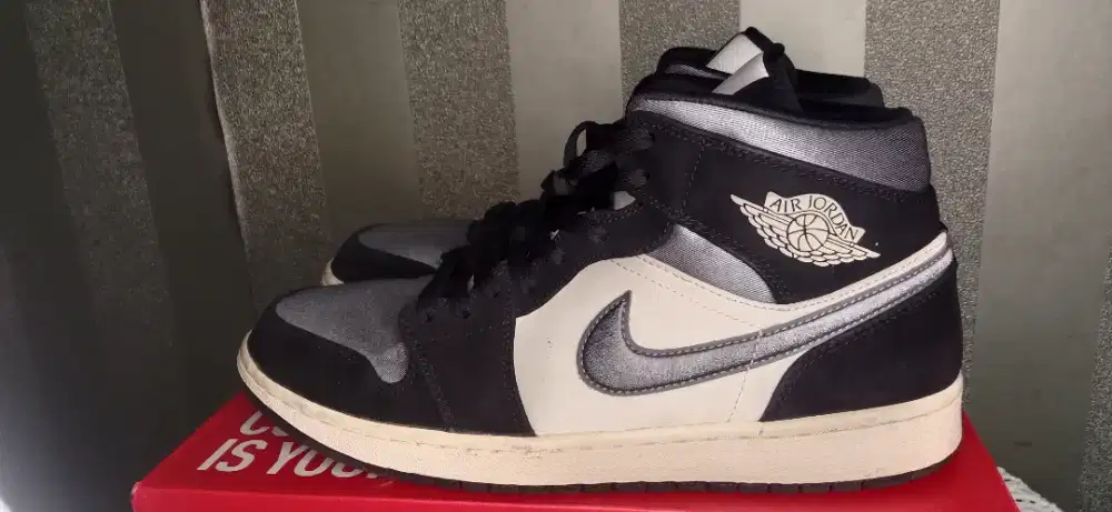 Jual cepat sepatu Air Jordan Second