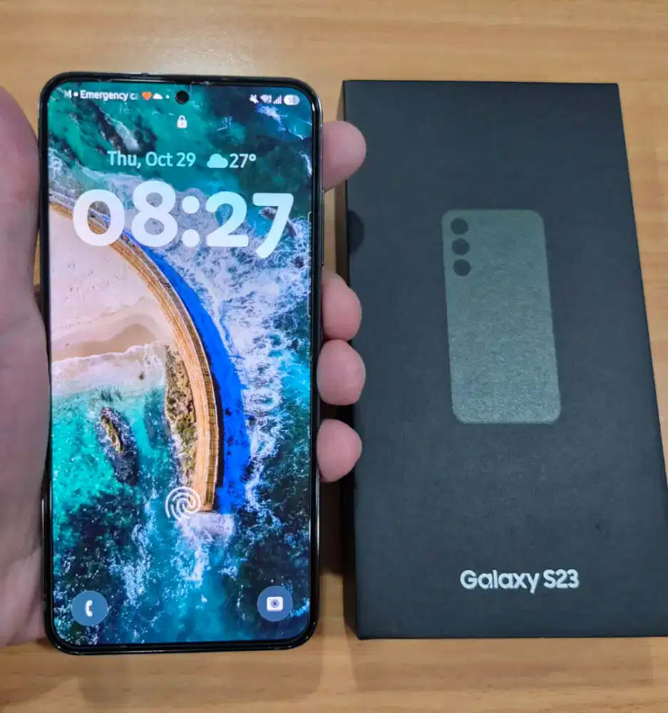 Samsung Galaxy S23 8/256