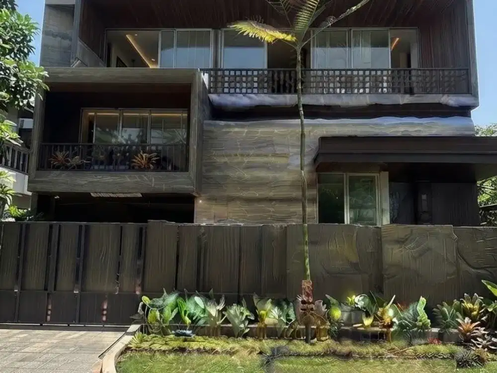 JUAL RUMAH MEWAH DI IMPERIAL GOLF PAKUWON INDAH SURABAYA