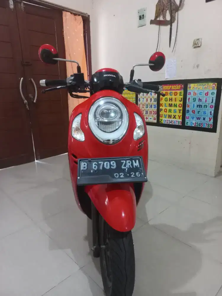 Honda scoopy dijual