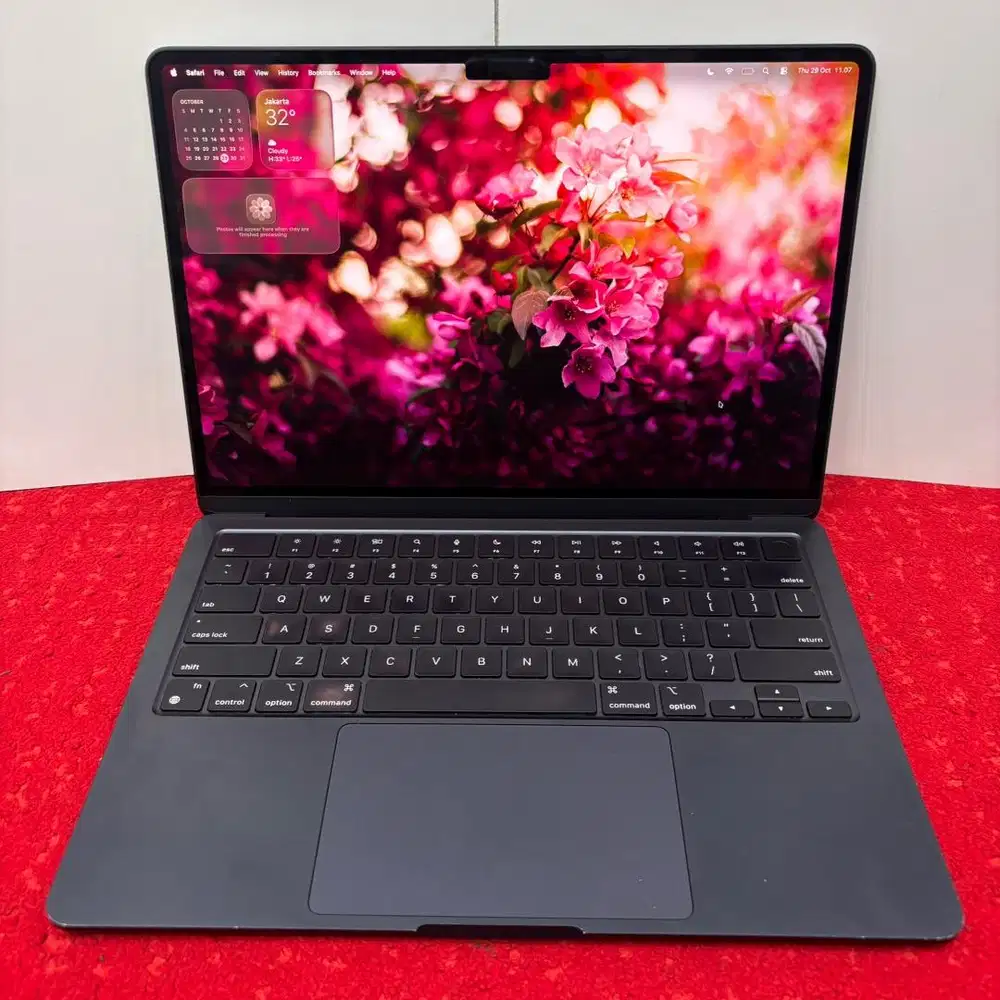 Macbook Air 13 inch, M2 2022 Midnight