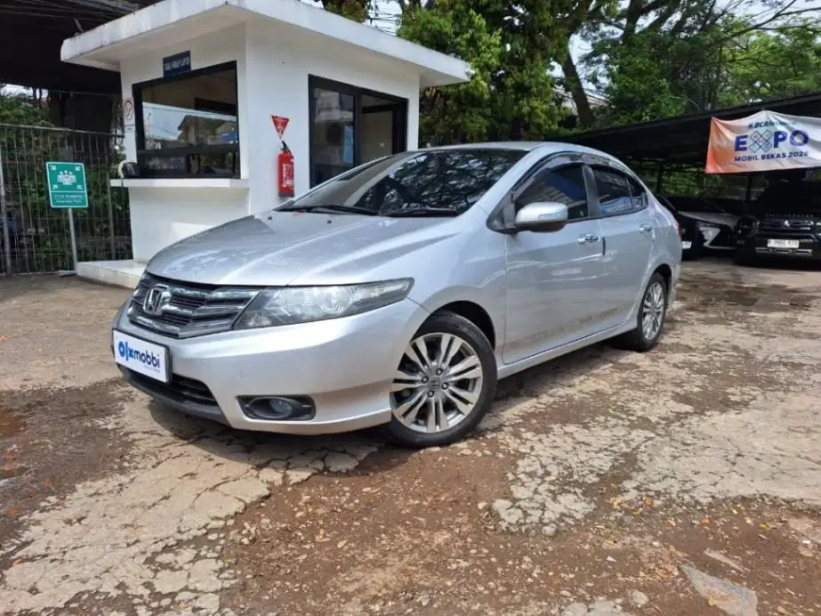 LOW DP Honda City 1.5 E Bensin-AT 2013 7TQ