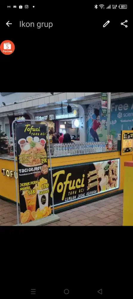 Jaga booth tofuci di sqp
