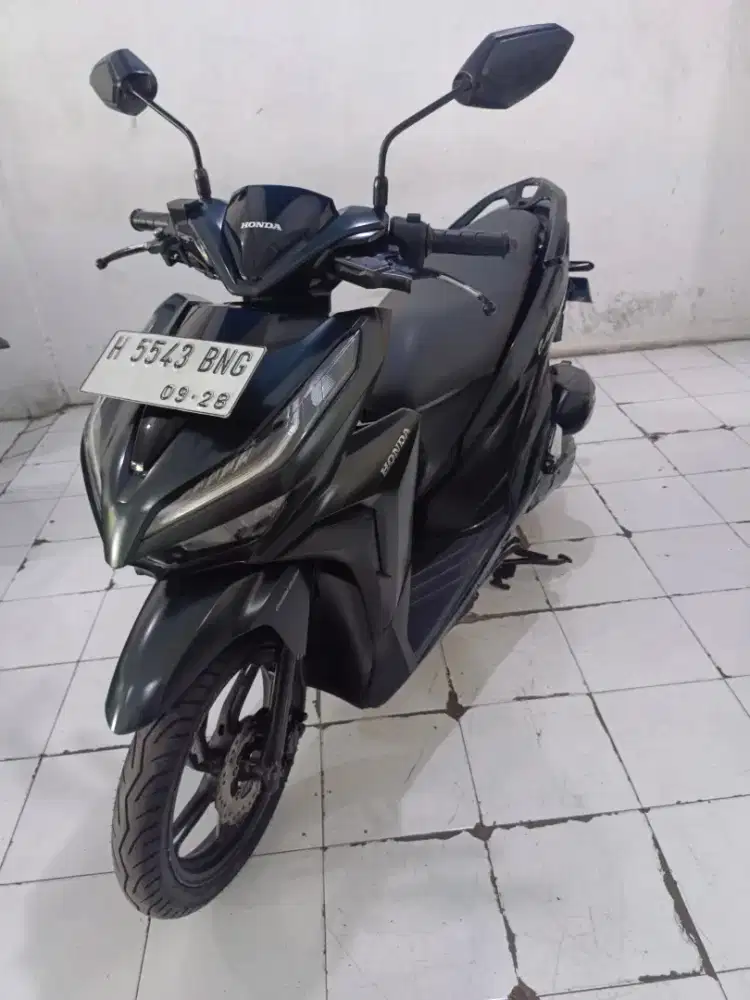 vario 150 thn 2018 hitam