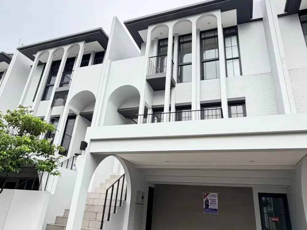 Disewakan Rumah Baru Cluster Aether BSD Lokasi Depan Taman