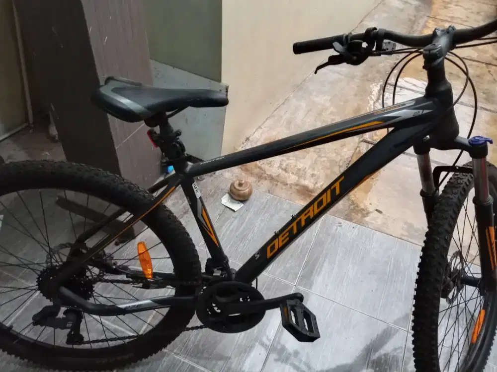 DiJual 2 speda United Detroit dan Pasific NORIS 3.0