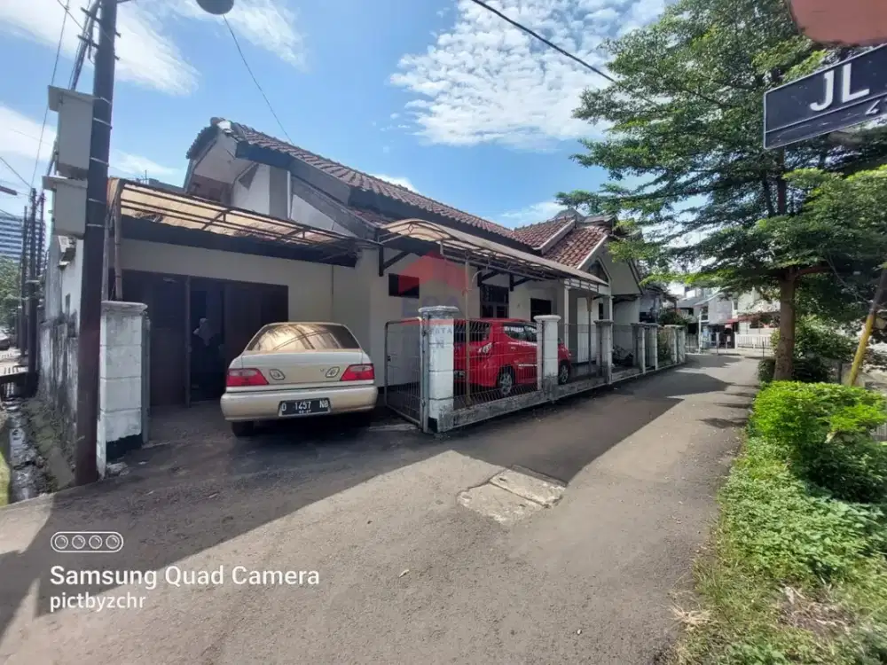 Rumah Strategis di Pusat Lengkong Paledang Kota Bandung