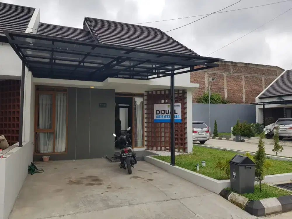 Rumah bagus di Cluster Nusantara Regency Ciganitri Bandung