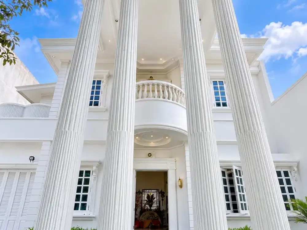 Rumah mewah classic lokasi premium di menteng jakarta pusat 19531 JS,RN,AZ,NV