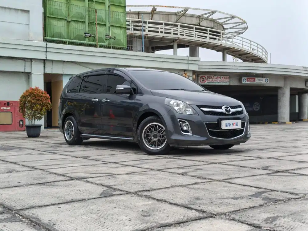 Mazda 8 2.3 Matic AT 2015 Abu KM 146RB