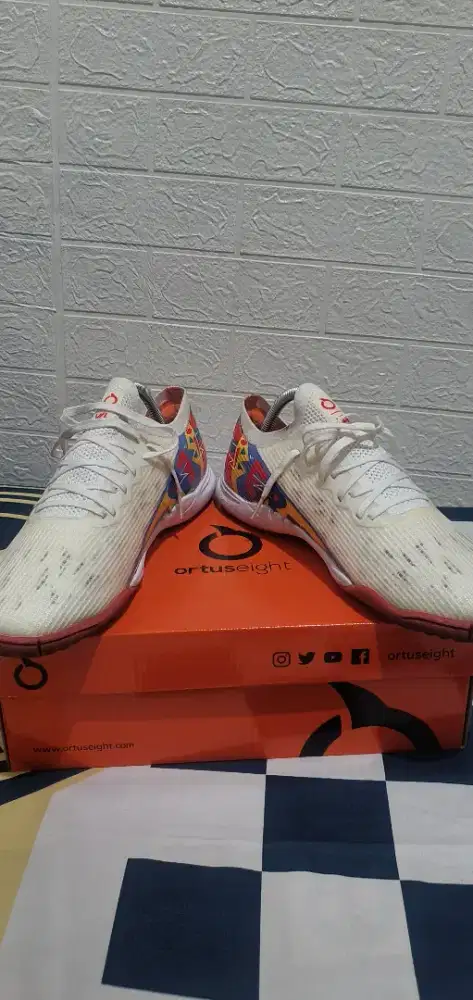 Dijual cepat Sepatu Futsal Ortuseight Catalyst Liberte V4