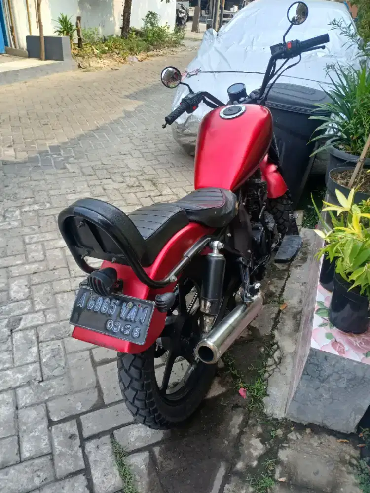 Motor custom Yamaha Scorpio 2009