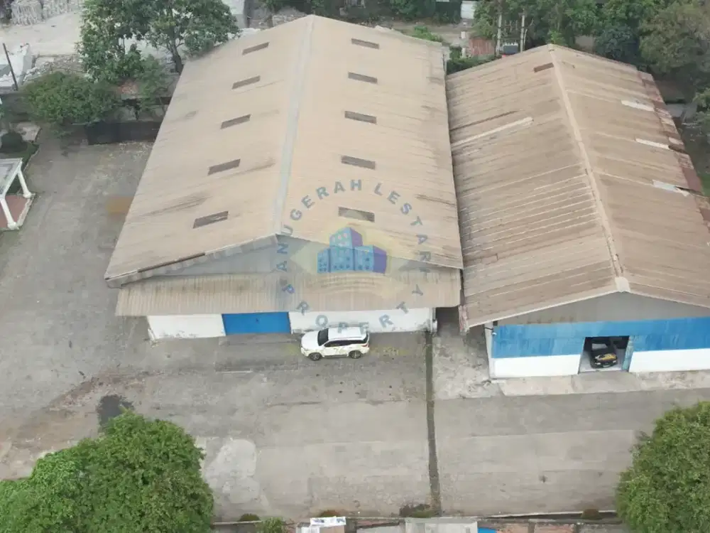 Pabrik di jl raya Legok - Parung panjang, Tangerang