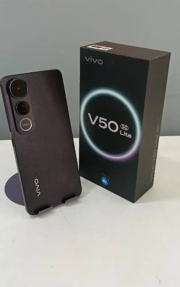 vivo v50 lite 8/256,fulset,like new,no minus,belum  bongkar,NFC