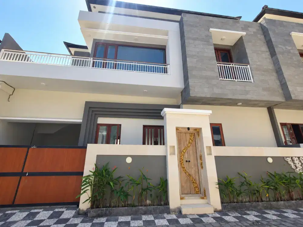 DIJUAL RUMAH 2 LANTAI DI KESIMAN DENPASAR TIMUR