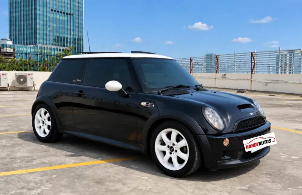 Mini Cooper S Turbo R56 Low KM Tahun 2006 Automatic Hitam