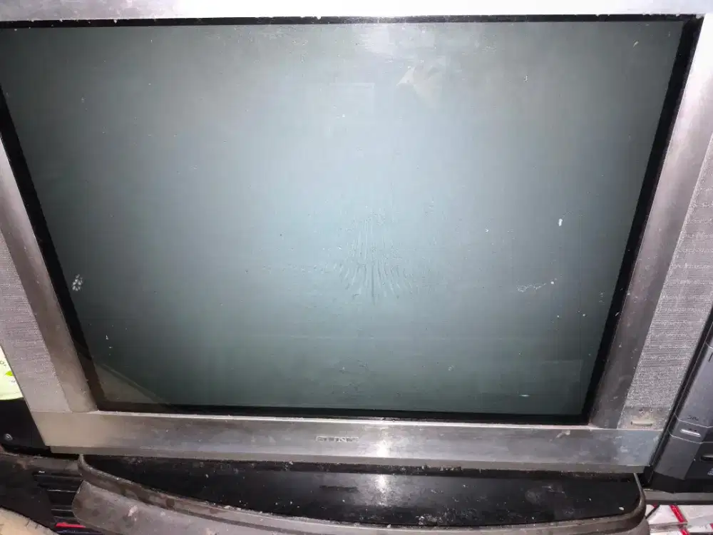 Dijual TV flat 43 inch merek sony triniton
