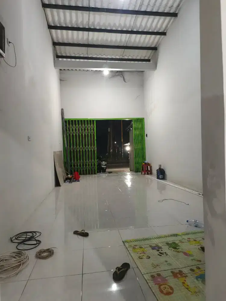 Rumah plus toko