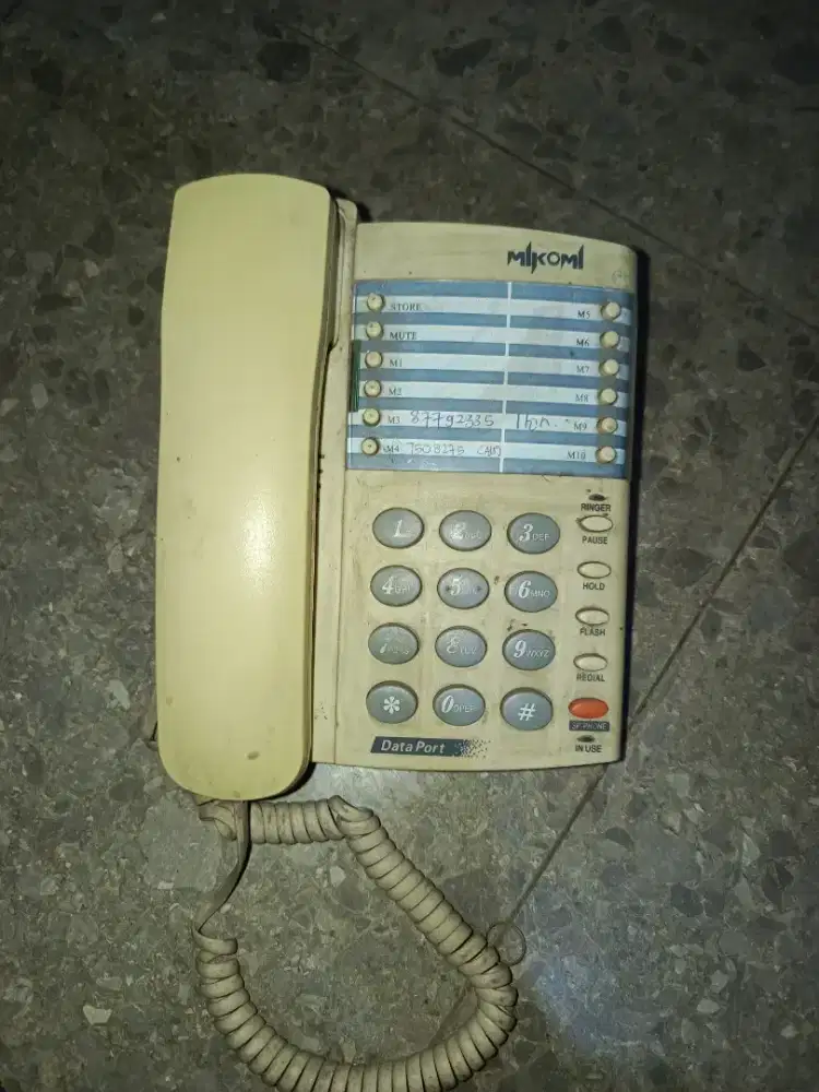 Telepon rumah merk Mikomi kondisi apa adanya Bandung kota.