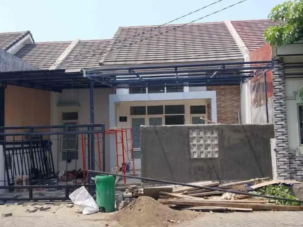 Dijual rumah siap huni 
Perum Grand Royal Regency 
Taman , sidoarjo