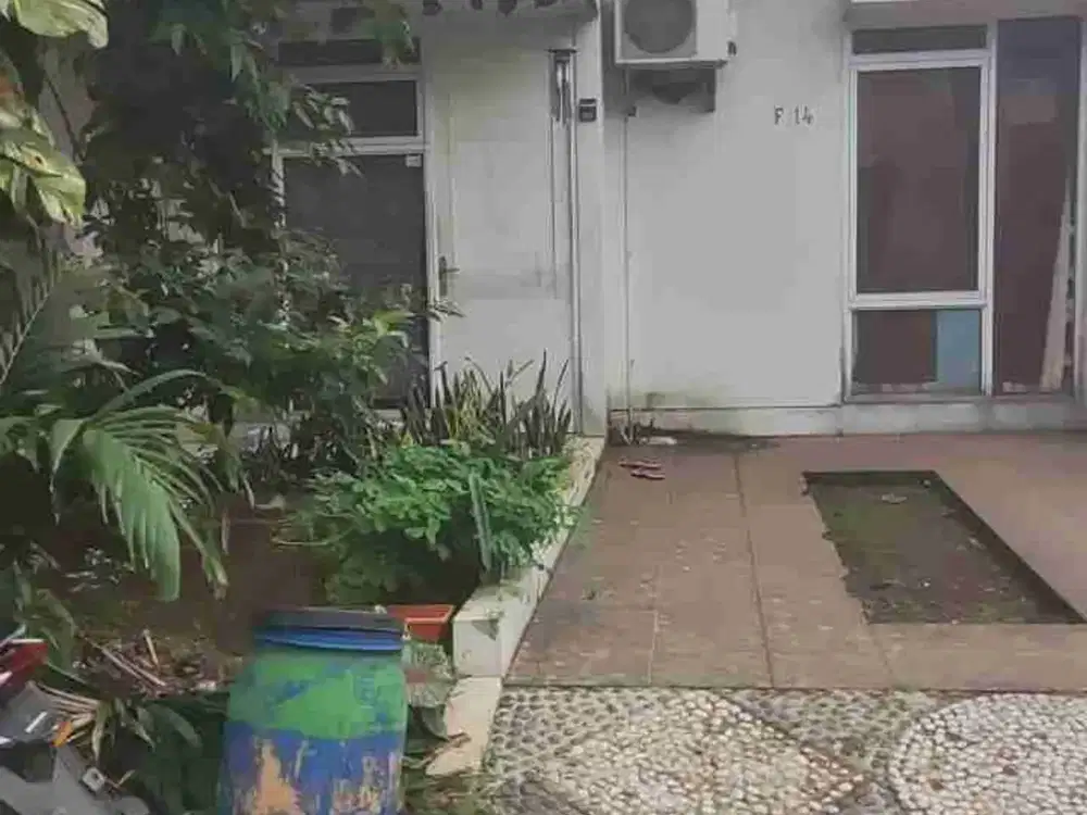 Rumah Town House Rose Garden