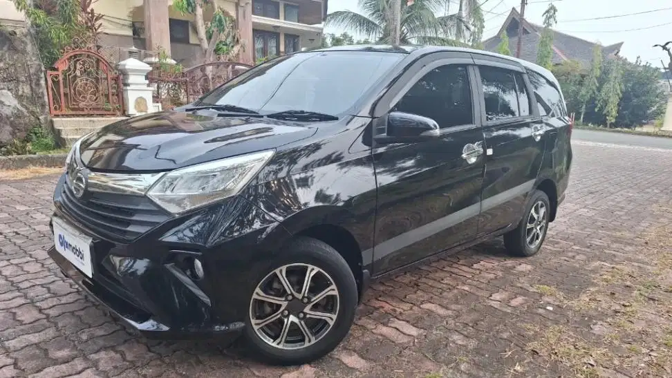 Daihatsu Sigra 1.2 R Bensin-MT 2020 Hitam KTYC