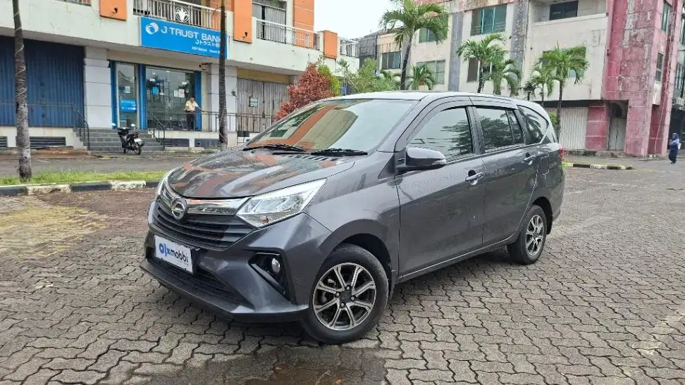 Garansi 1 Th - Daihatsu Sigra 1.2 R Bensin AT 2022 Abu