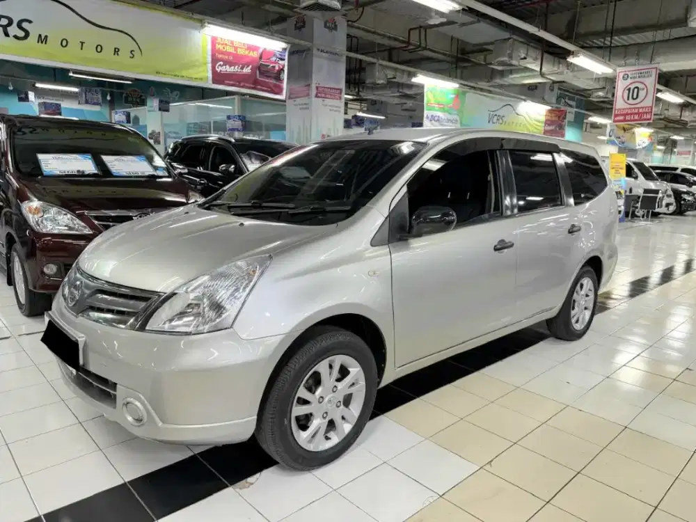 NISSAN GRAND LIVINA SV 2012 MANUAL 3 BARIS MULUS ISTIMEWA SIAP PAKAI