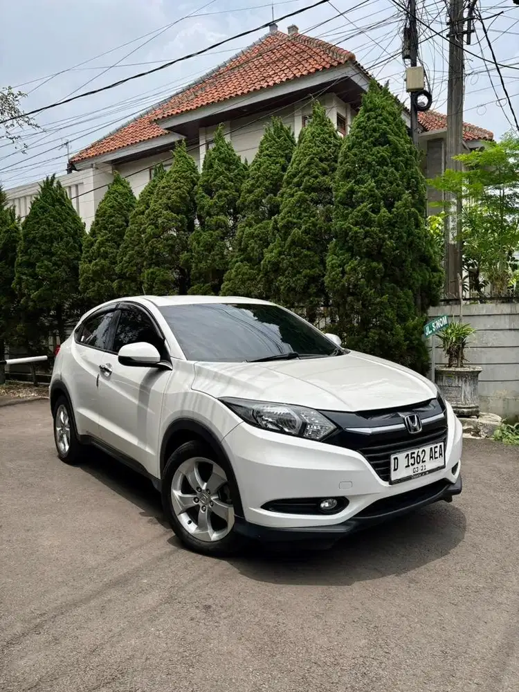 Honda hrv E cvt AT 2016