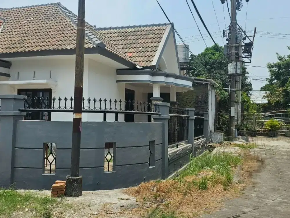 Disewakan Rumah Hook di Delta Pelangi
