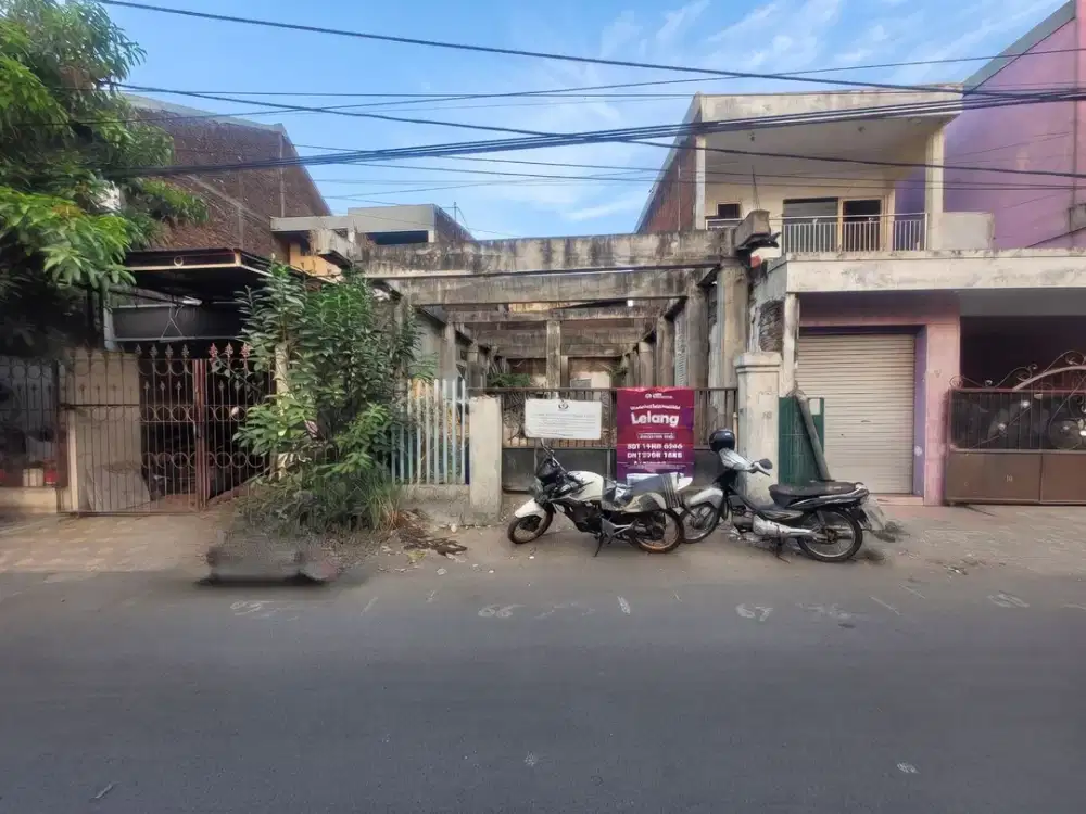 BANGUNAN RUMAH LOKASI STRATEGIS PUSAT KOTA SURABAYA