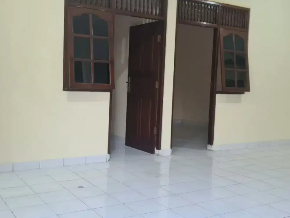 DISEWAKAN RUKO STRATEGIS DI PANJER DENPASAR SELATAN