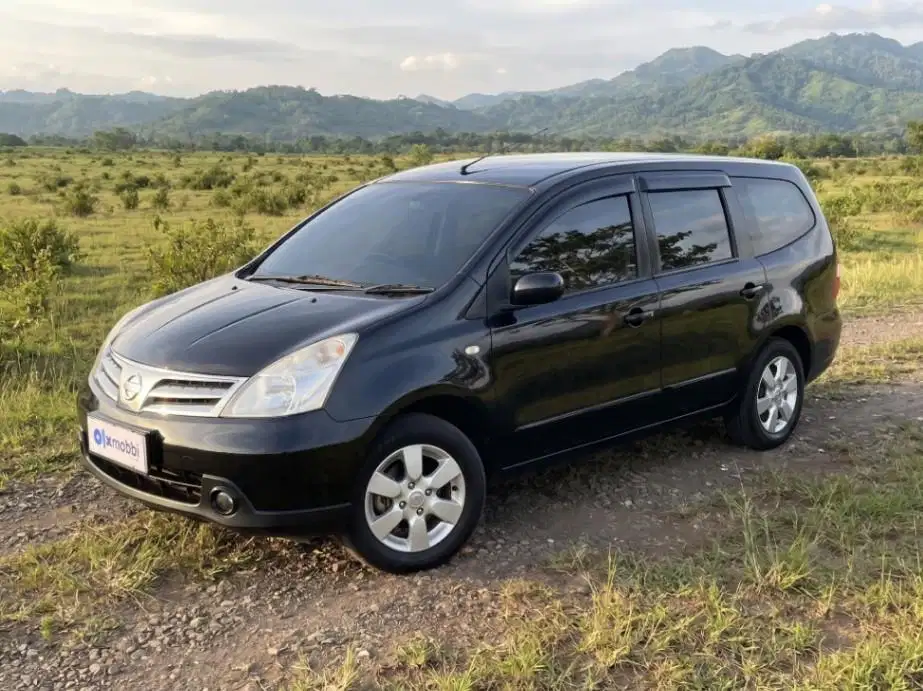 GRAND LIVINA 1.5 S MANUAL 2013