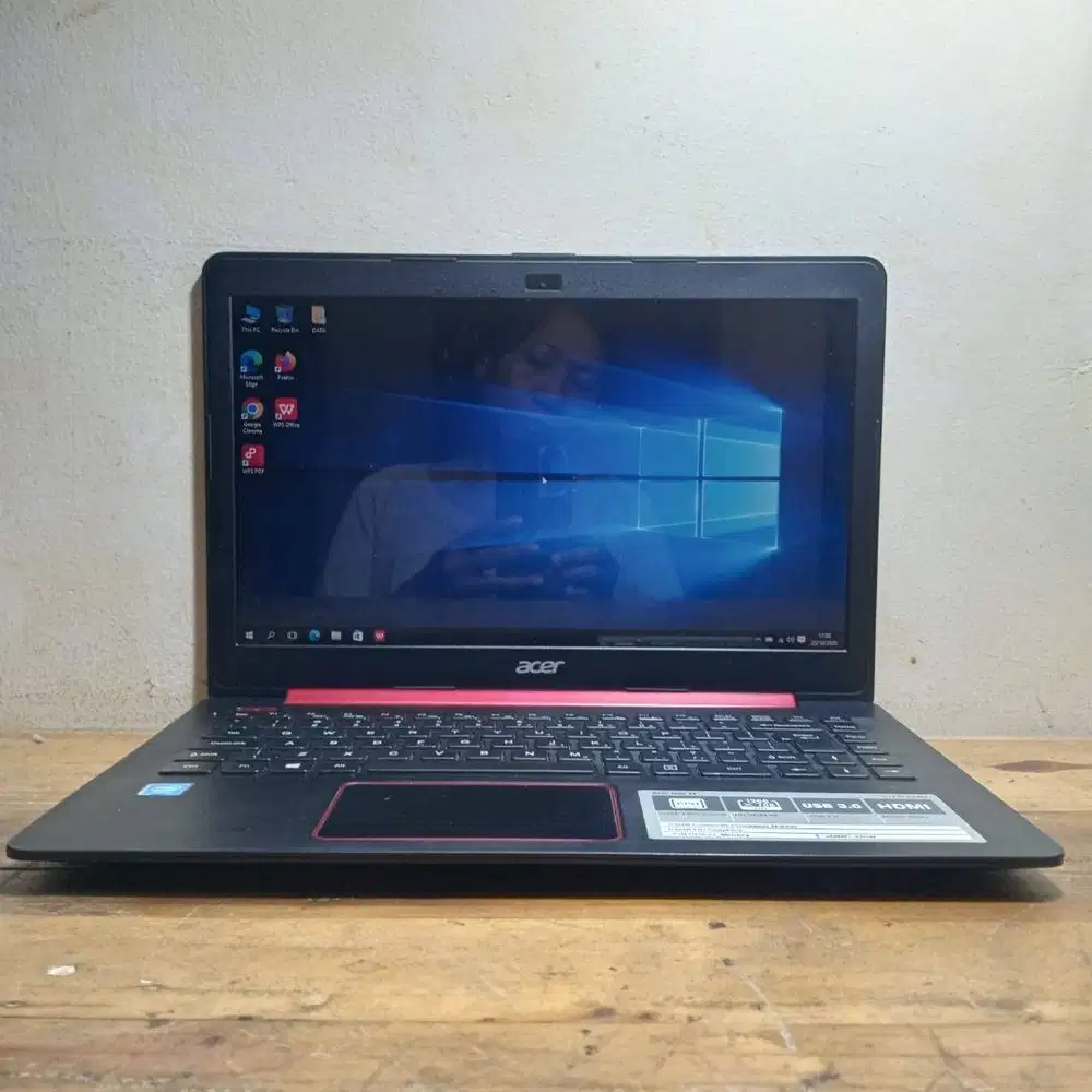 Acer One Celeron N3060 SSD 128 GB tidak lemot