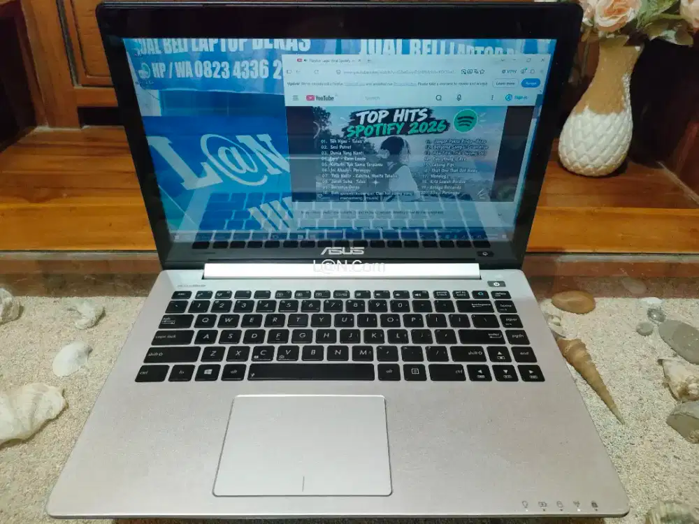 Asus i5 Layar sentuh ram 8gb ssd 256gb Normal