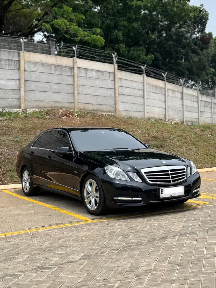Mercedes Benz E250 AVG 2011