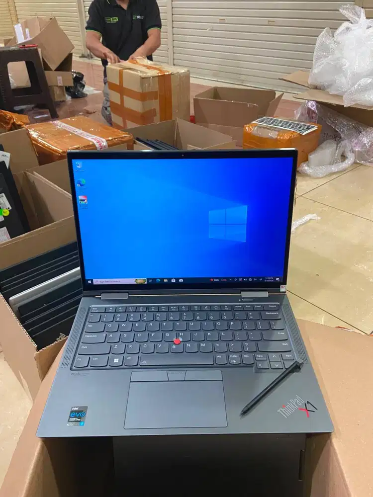 LAPTOP LENOVO X1 YOGA TH6 I7 GEN11 16/256 LAYAR 14 INCH TOUCHSREEN *ET