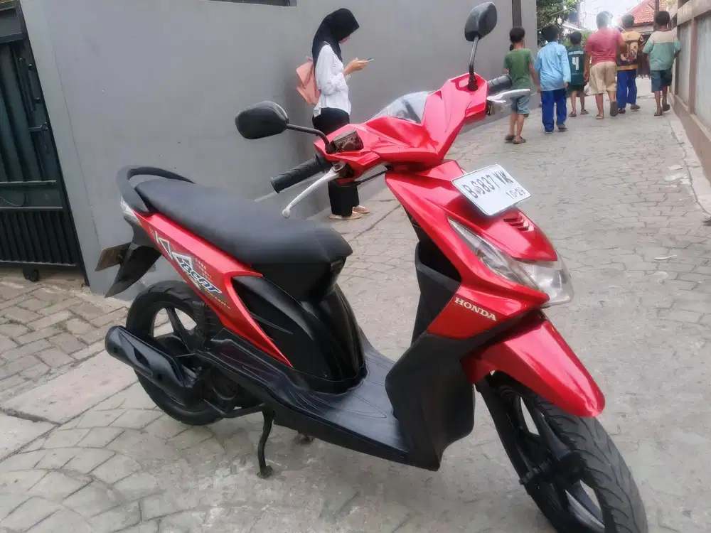 Honda beat karbu 2009 stater tokcer halus mulus terawat