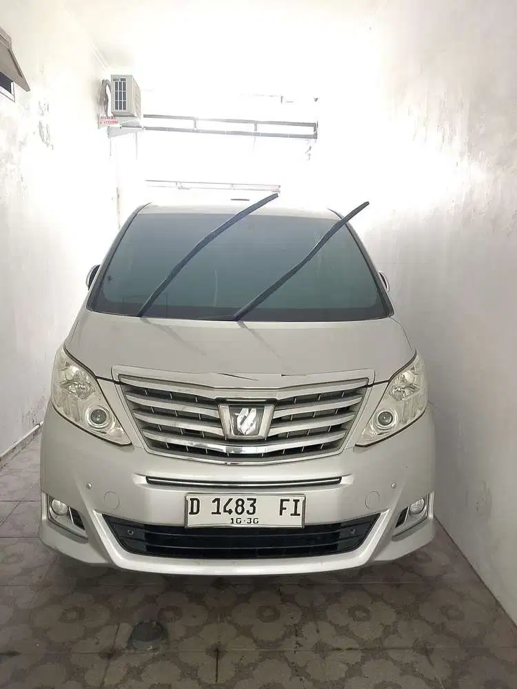 Toyota Alphard 2012 Bensin